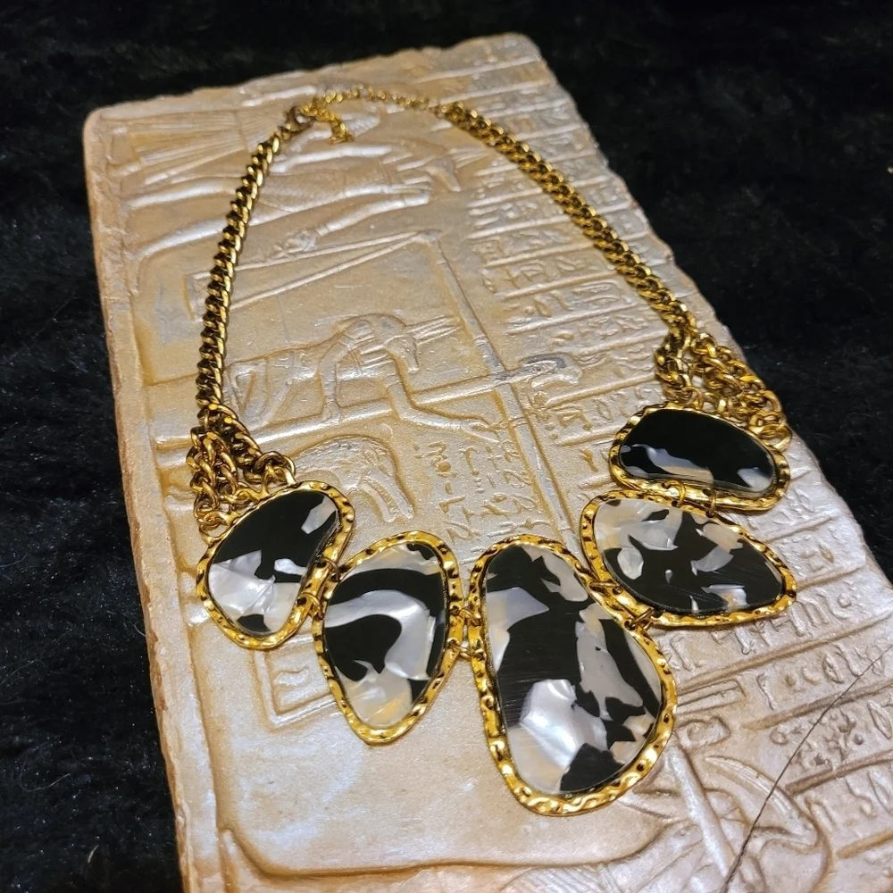 Vintage Estate Esmeray Black & White Shell Gold Statement Necklace